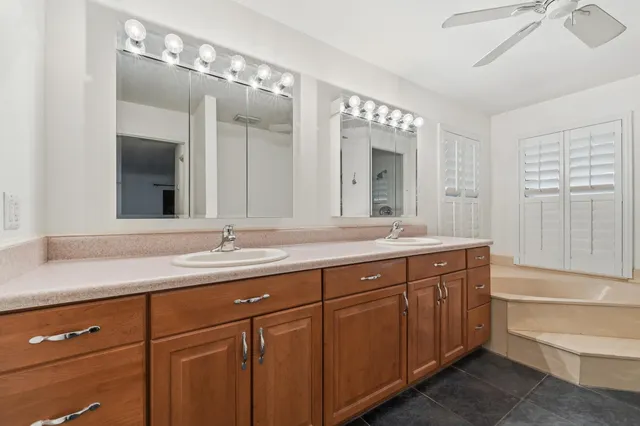 $600,000 | 18861 Misty Lake Drive, Jupiter, FL 33458