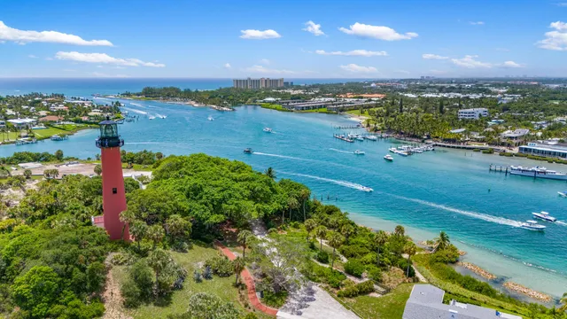 $600,000 | 18861 Misty Lake Drive, Jupiter, FL 33458