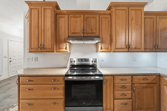 $600,000 | 18861 Misty Lake Drive, Jupiter, FL 33458