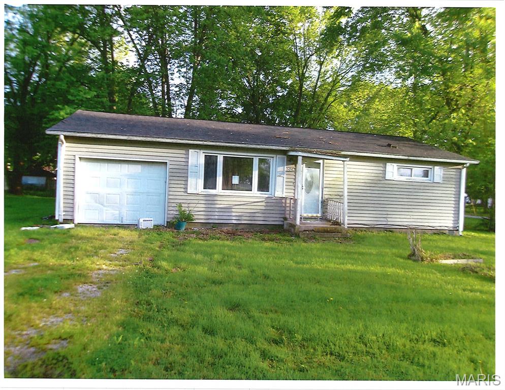 304 West Douglas Street New Douglas, IL 62074 - Photo 1 of 1