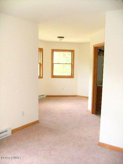 6189 Decker Road Bushkill, PA 18324 - Photo 11 of 27