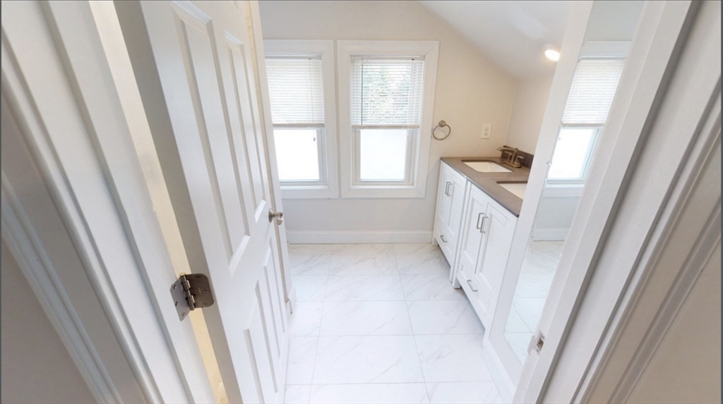 37 Walnut Place, Unit 3 Newton, MA 02460 - Photo 10 of 16