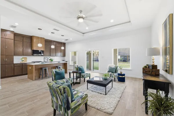 $460,000 | 7801 Yellow Bark Boulevard, Selma, TX 78154