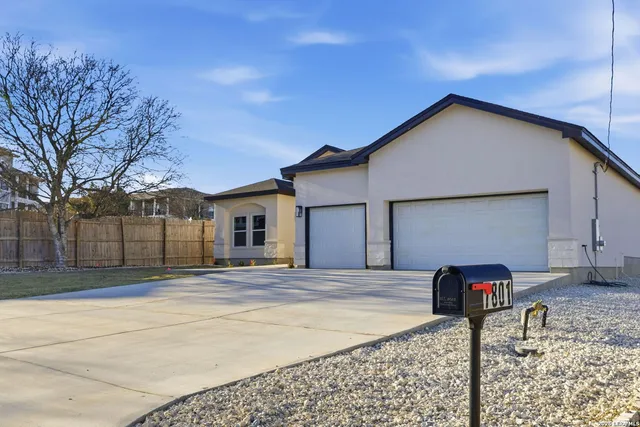 $499,000 | 7801 Yellow Bark Boulevard, Selma, TX 78154