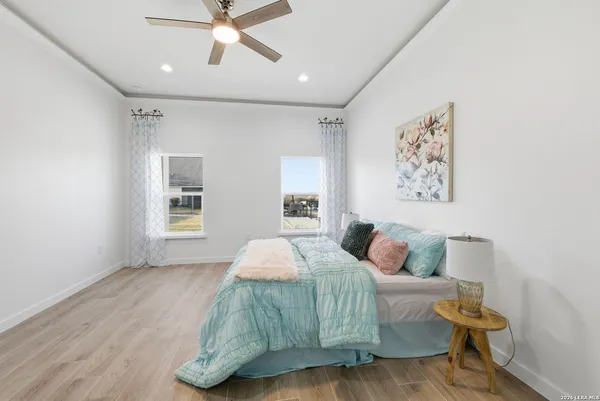 $460,000 | 7801 Yellow Bark Boulevard, Selma, TX 78154