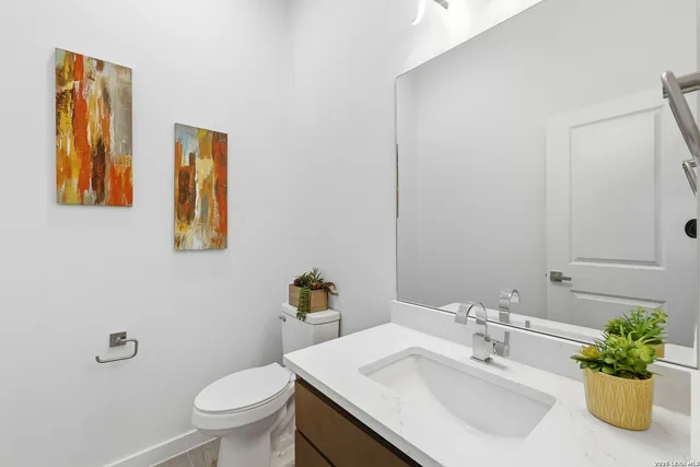 $499,000 | 7801 Yellow Bark Boulevard, Selma, TX 78154