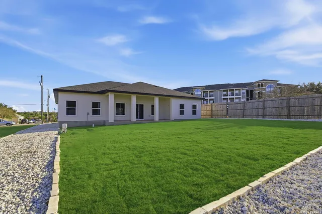 $499,000 | 7801 Yellow Bark Boulevard, Selma, TX 78154