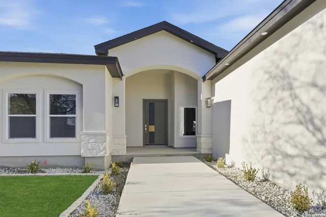 $499,000 | 7801 Yellow Bark Boulevard, Selma, TX 78154