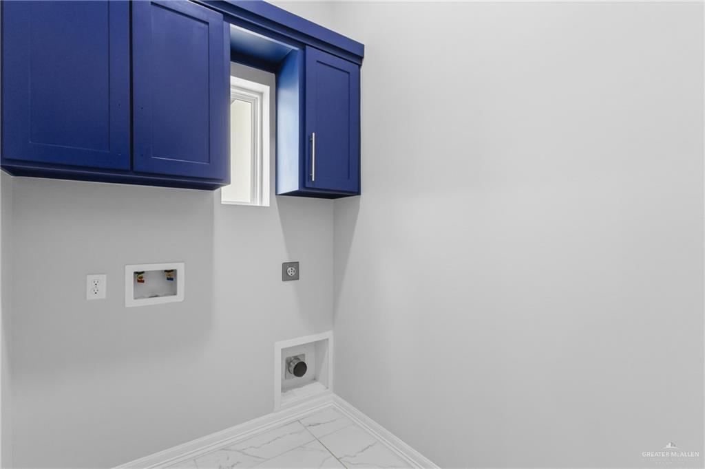 419 Serg Loop Alamo, TX 78516 - Photo 12 of 15