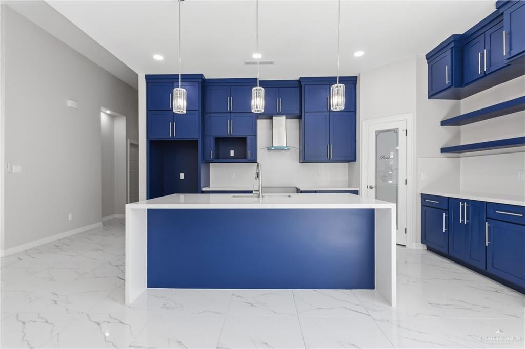 419 Serg Loop Alamo, TX 78516 - Photo 4 of 15