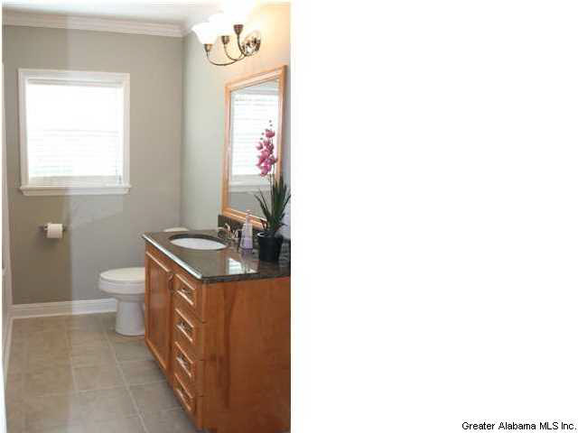 833 Grove Street Birmingham, AL 35209 - Photo 22 of 31