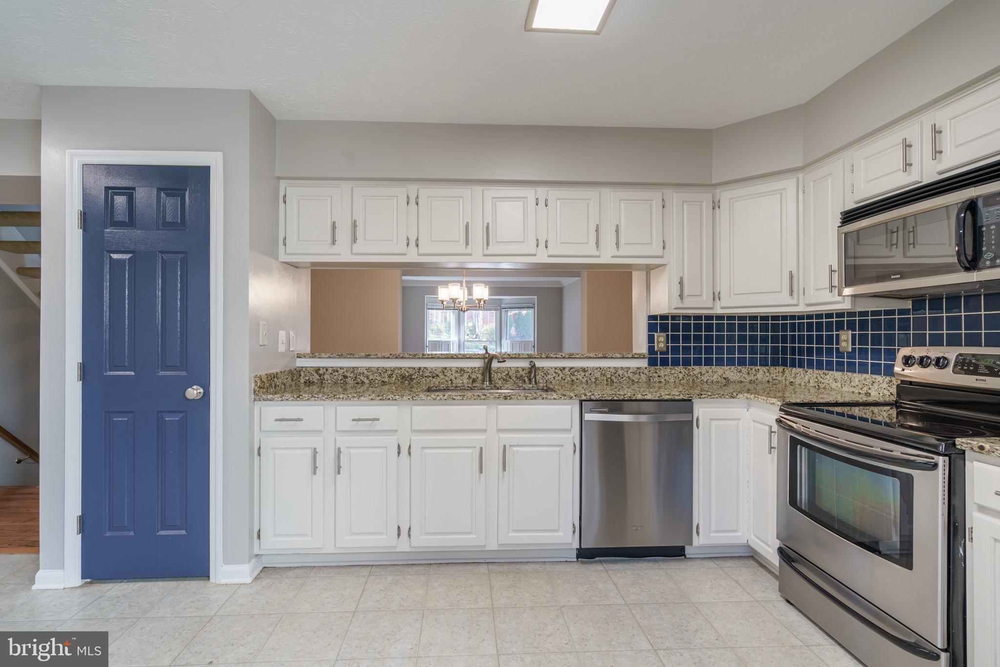 2711 Quarry Heights Way Baltimore, MD 21209 - Photo 13 of 32