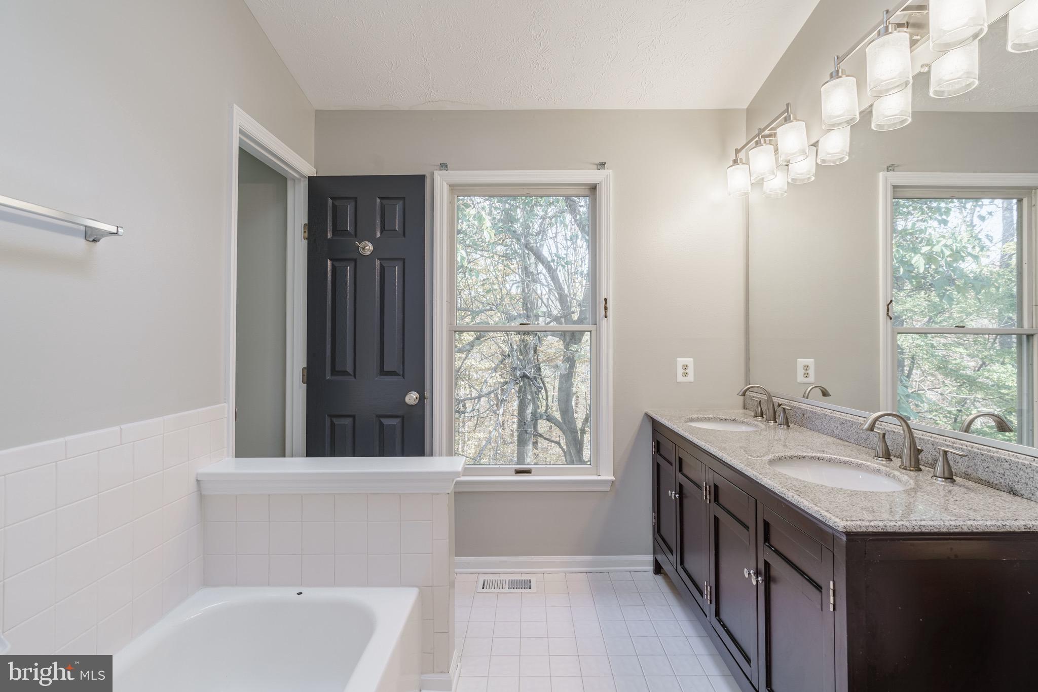 2711 Quarry Heights Way Baltimore, MD 21209 - Photo 22 of 32
