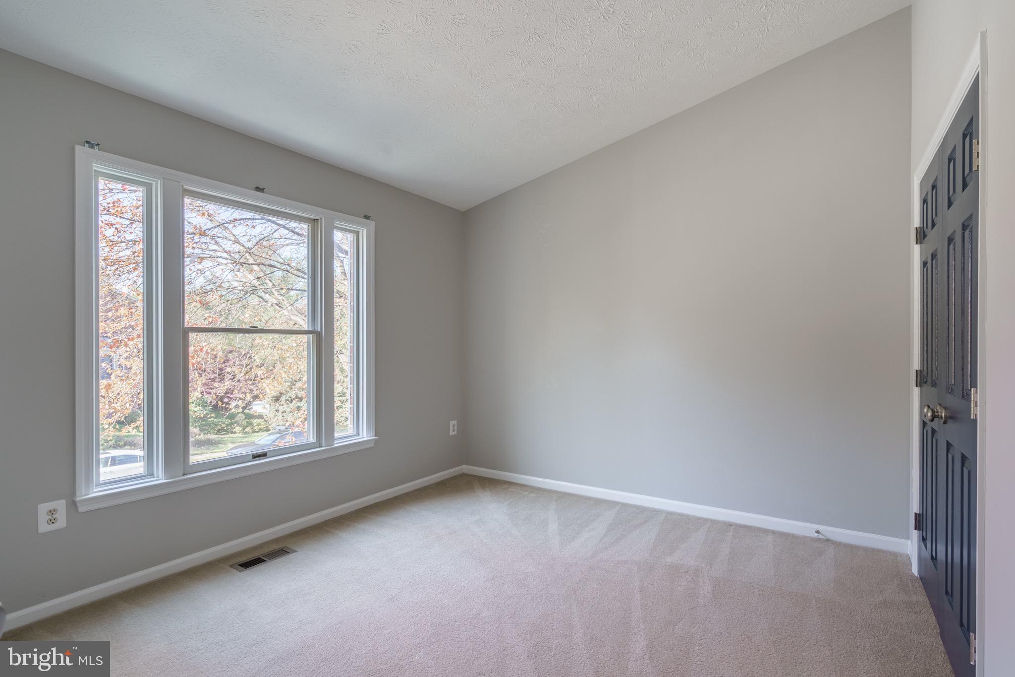 2711 Quarry Heights Way Baltimore, MD 21209 - Photo 24 of 32