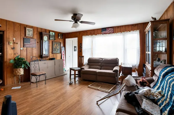 $83,000 | 1622 Chicago Street, Dixon, IL 61021