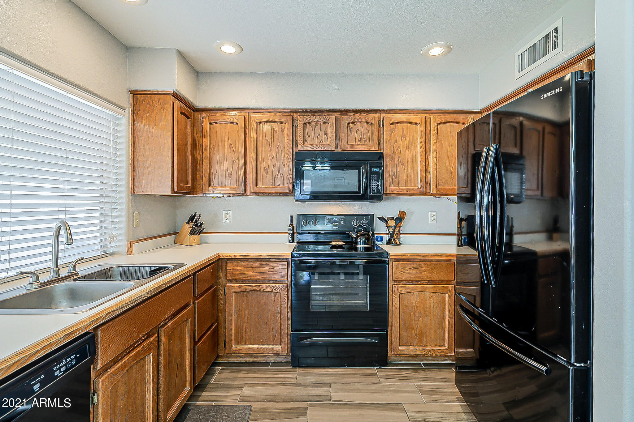 3942 West Rene Drive Chandler, AZ 85226 - Photo 5 of 40 Rene-8