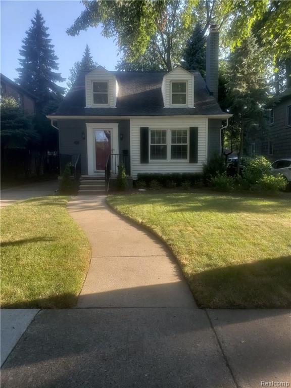 277 Ridgemont Road Grosse Pointe Farms, MI 48236 - Photo 1 of 17