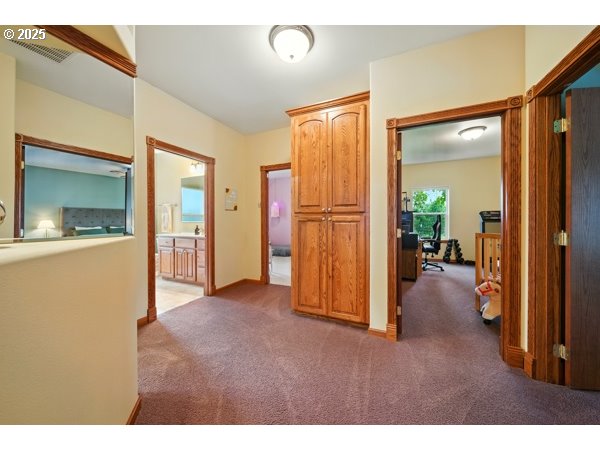 84634 Winesap Road Milton Freewater, OR 97862 - Photo 18 of 46 a view interior of the house and livingroom
