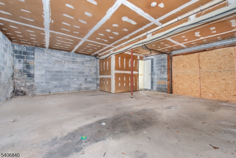 322 Richard Mine Road, Unit F5 Wharton, NJ 07885 - Photo 22 of 22 a view of an empty room