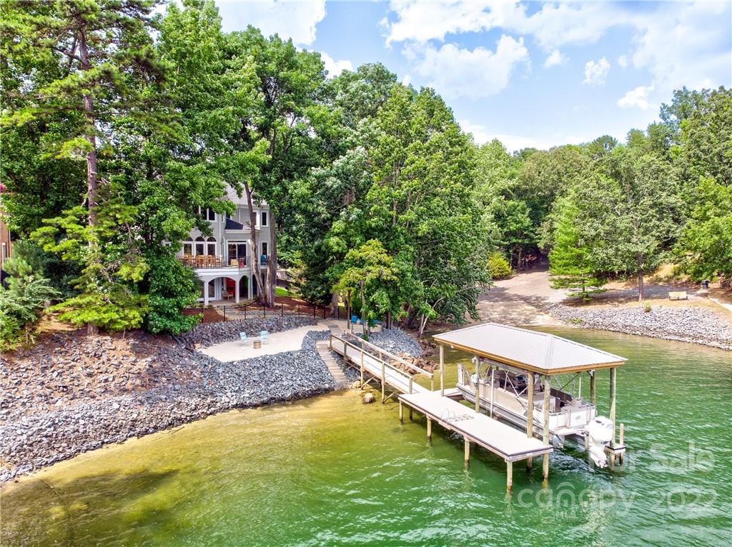 4027 Windward Drive Tega Cay, SC 29708 - Photo 4 of 44