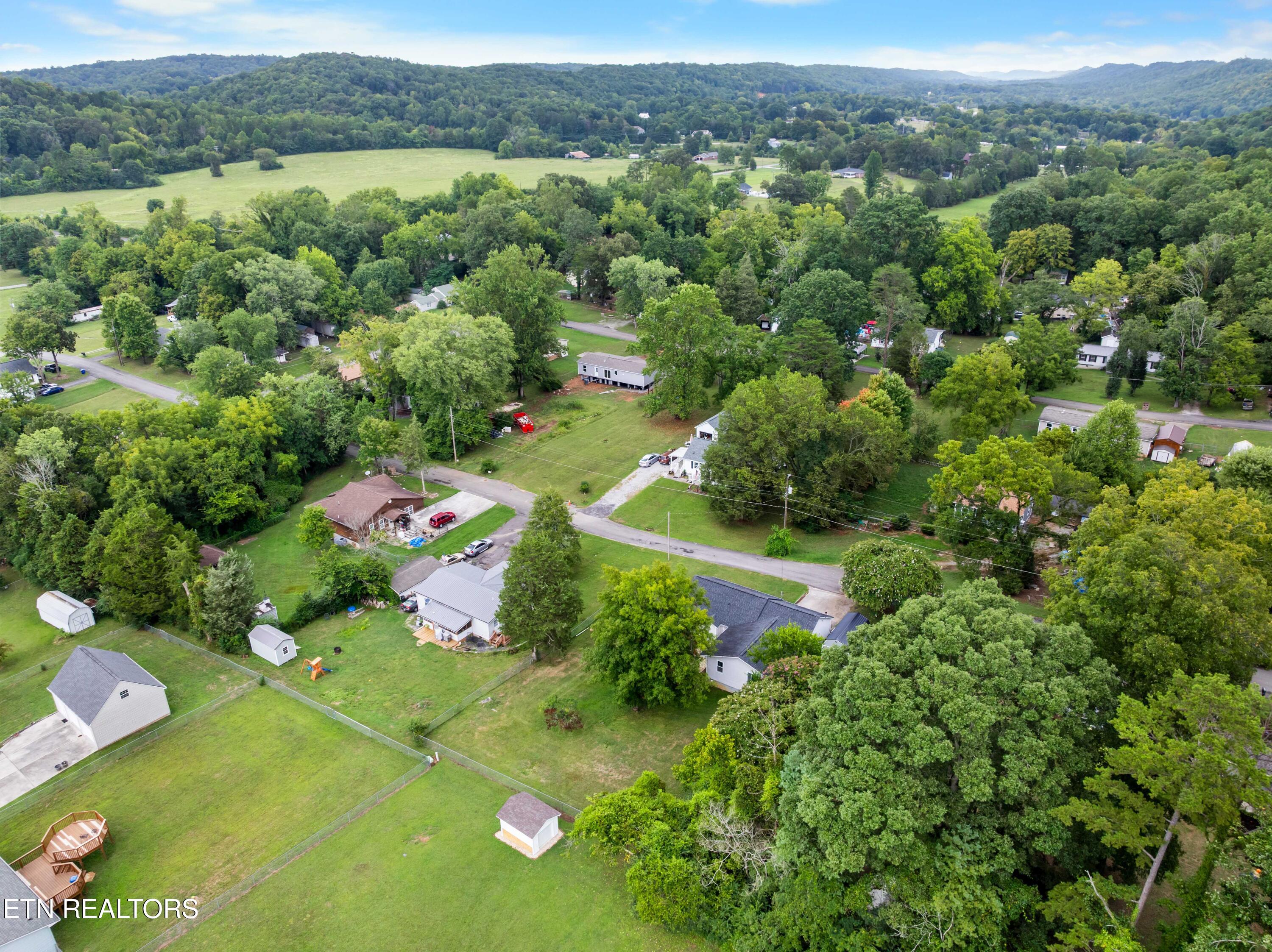 216 Shipe Road Powell, TN 37849 - Photo 30 of 33 DJI_0435