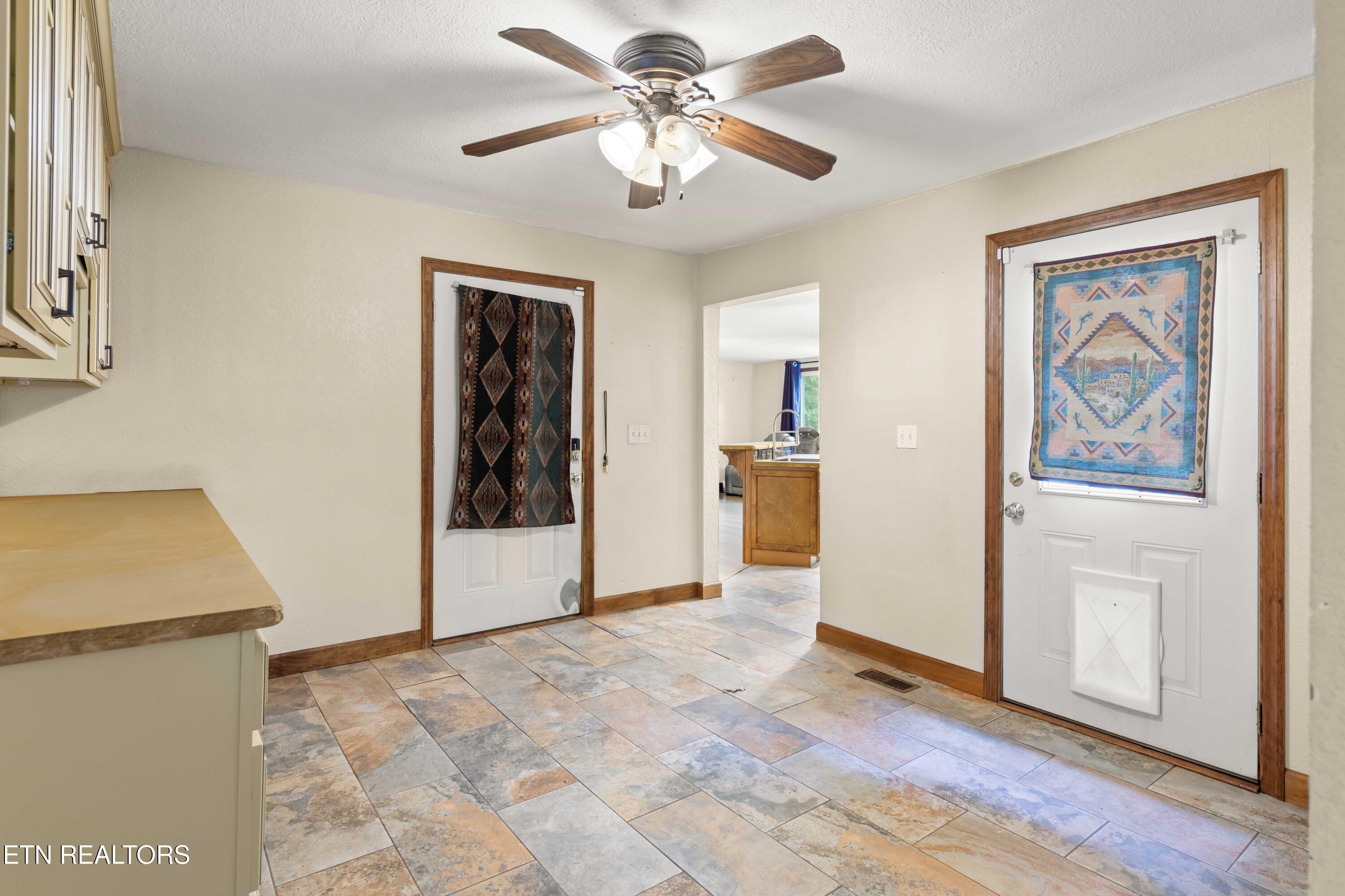 216 Shipe Road Powell, TN 37849 - Photo 5 of 33 030A8076