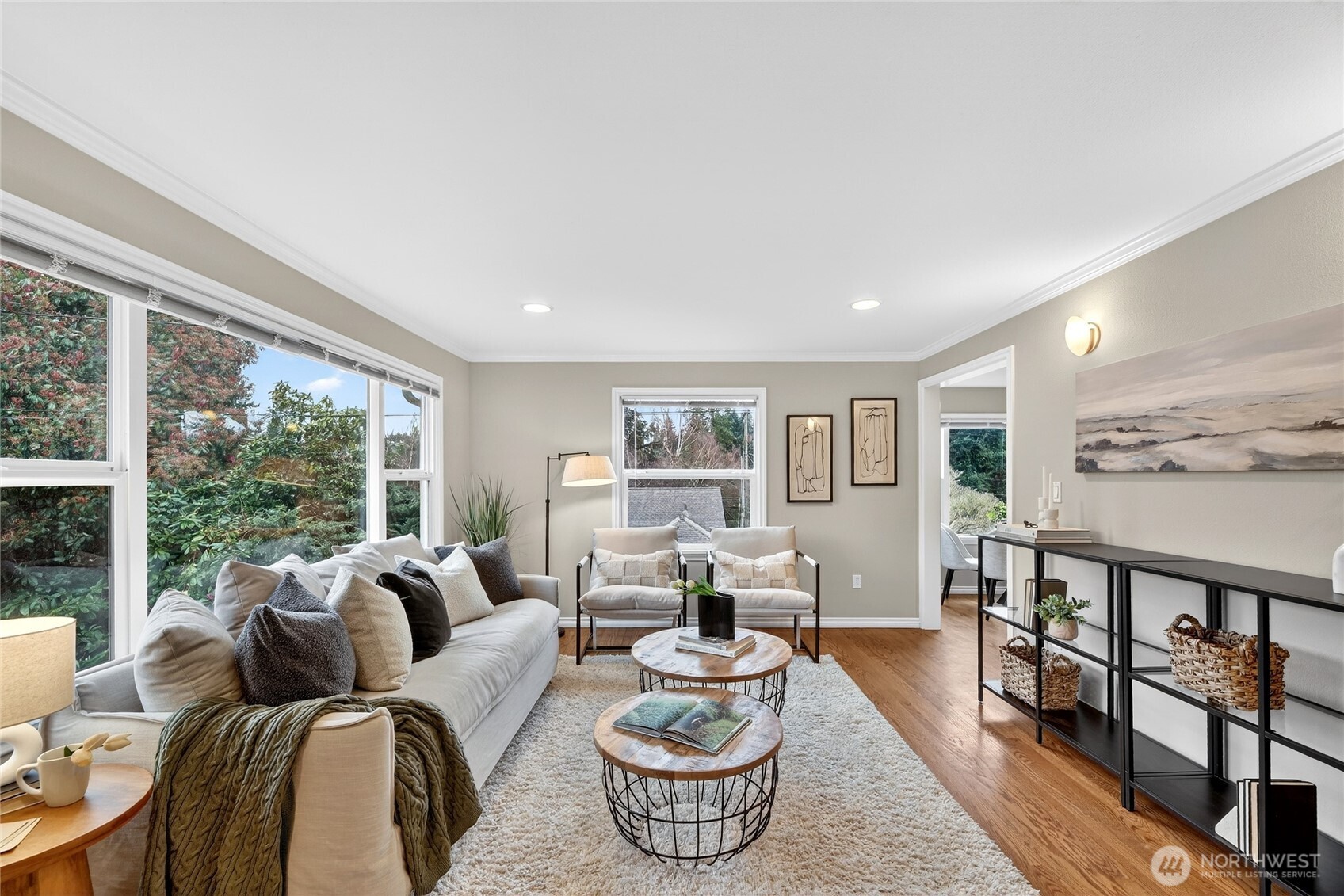 9047 37th Avenue Southwest Seattle, WA 98126 - Photo 3 of 20