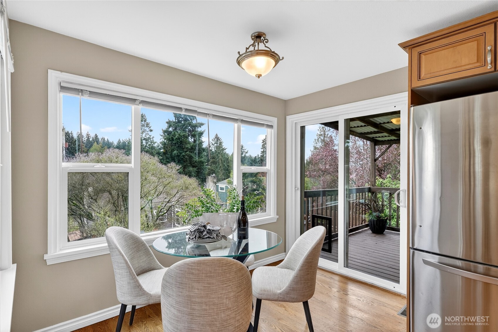 9047 37th Avenue Southwest Seattle, WA 98126 - Photo 5 of 20