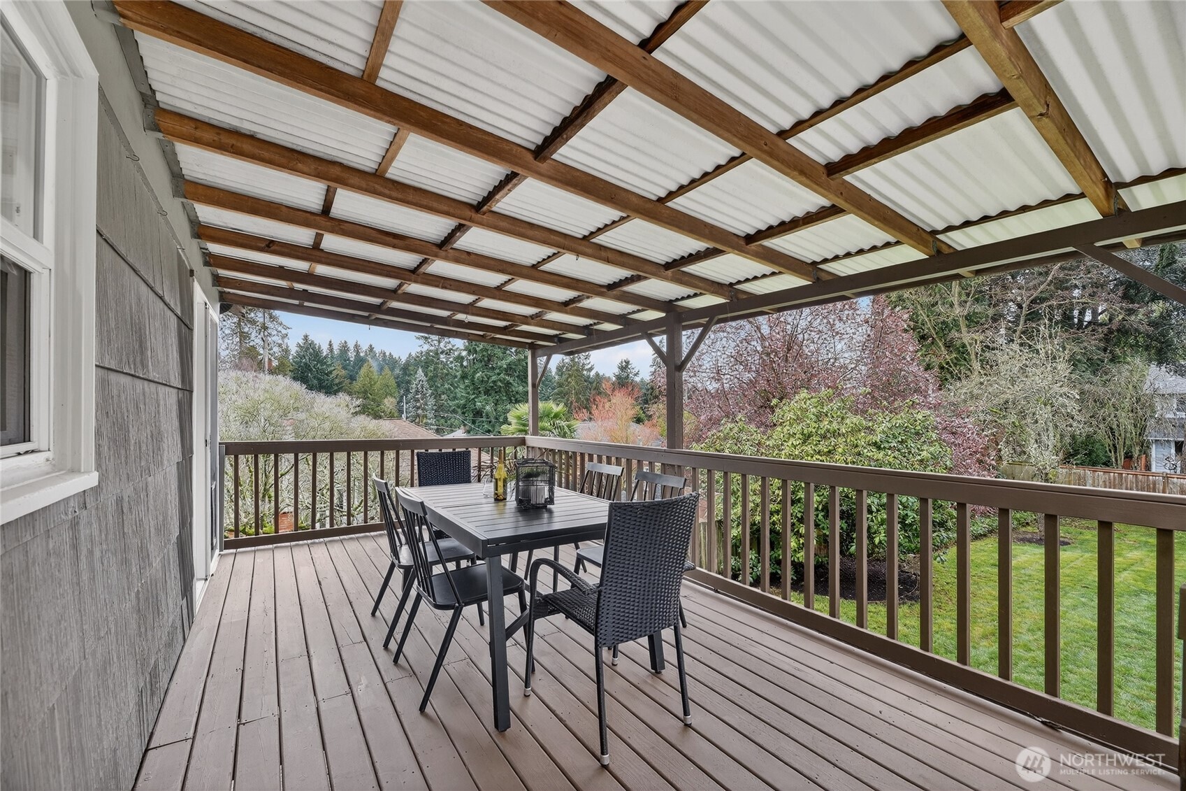 9047 37th Avenue Southwest Seattle, WA 98126 - Photo 9 of 20