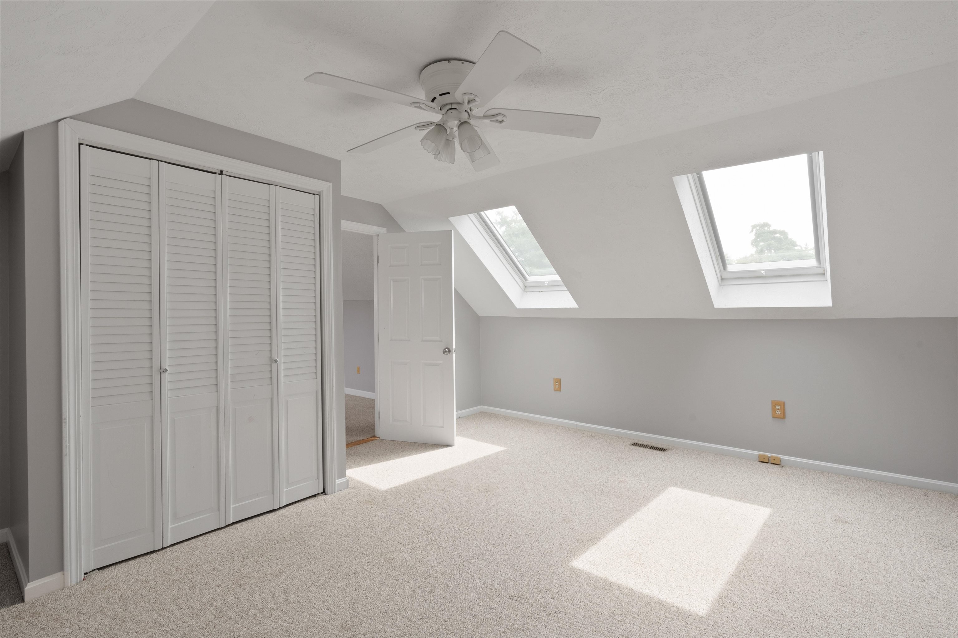 1555 Bodwell Road, Unit 63 Manchester, NH 03109 - Photo 14 of 32