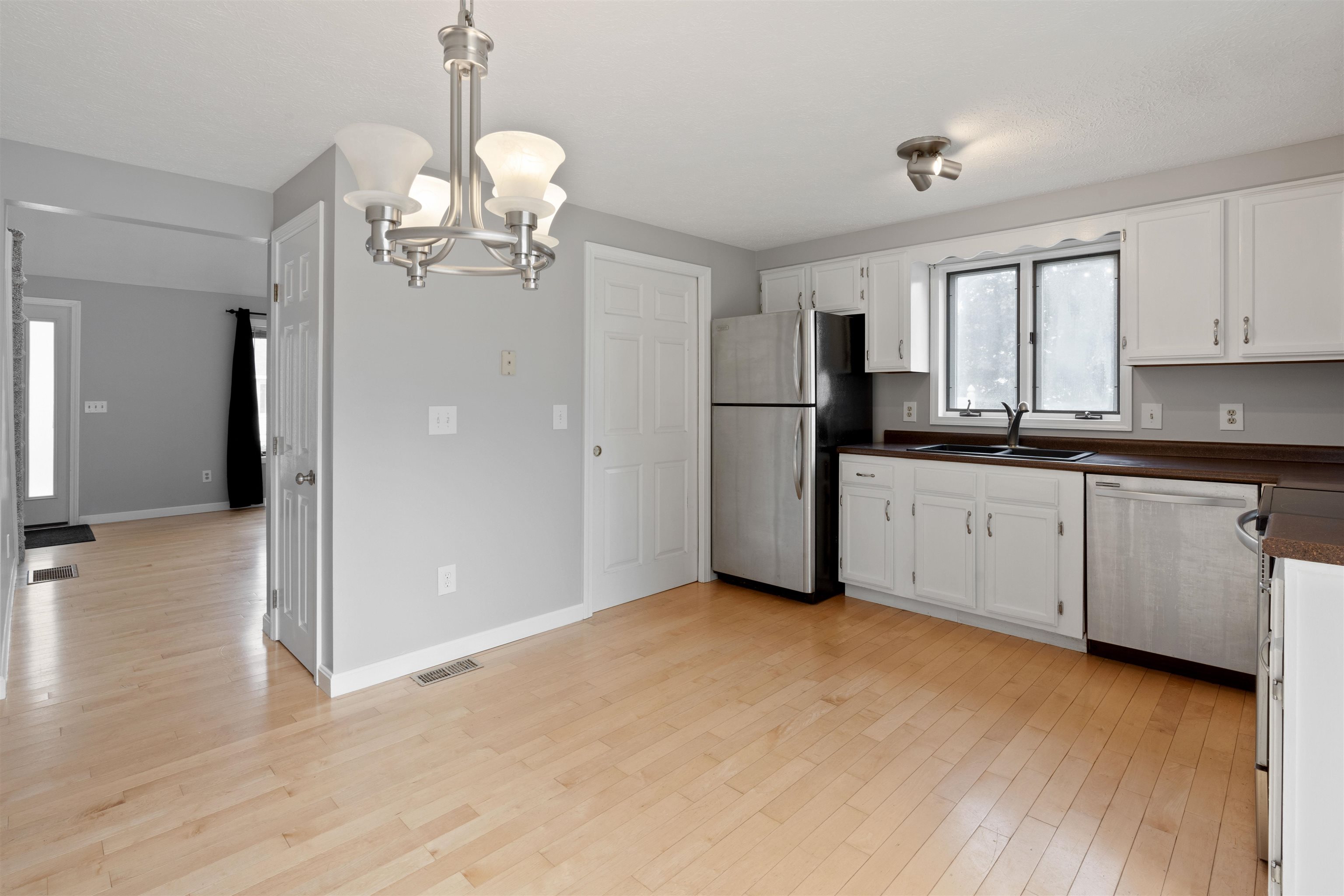 1555 Bodwell Road, Unit 63 Manchester, NH 03109 - Photo 28 of 32