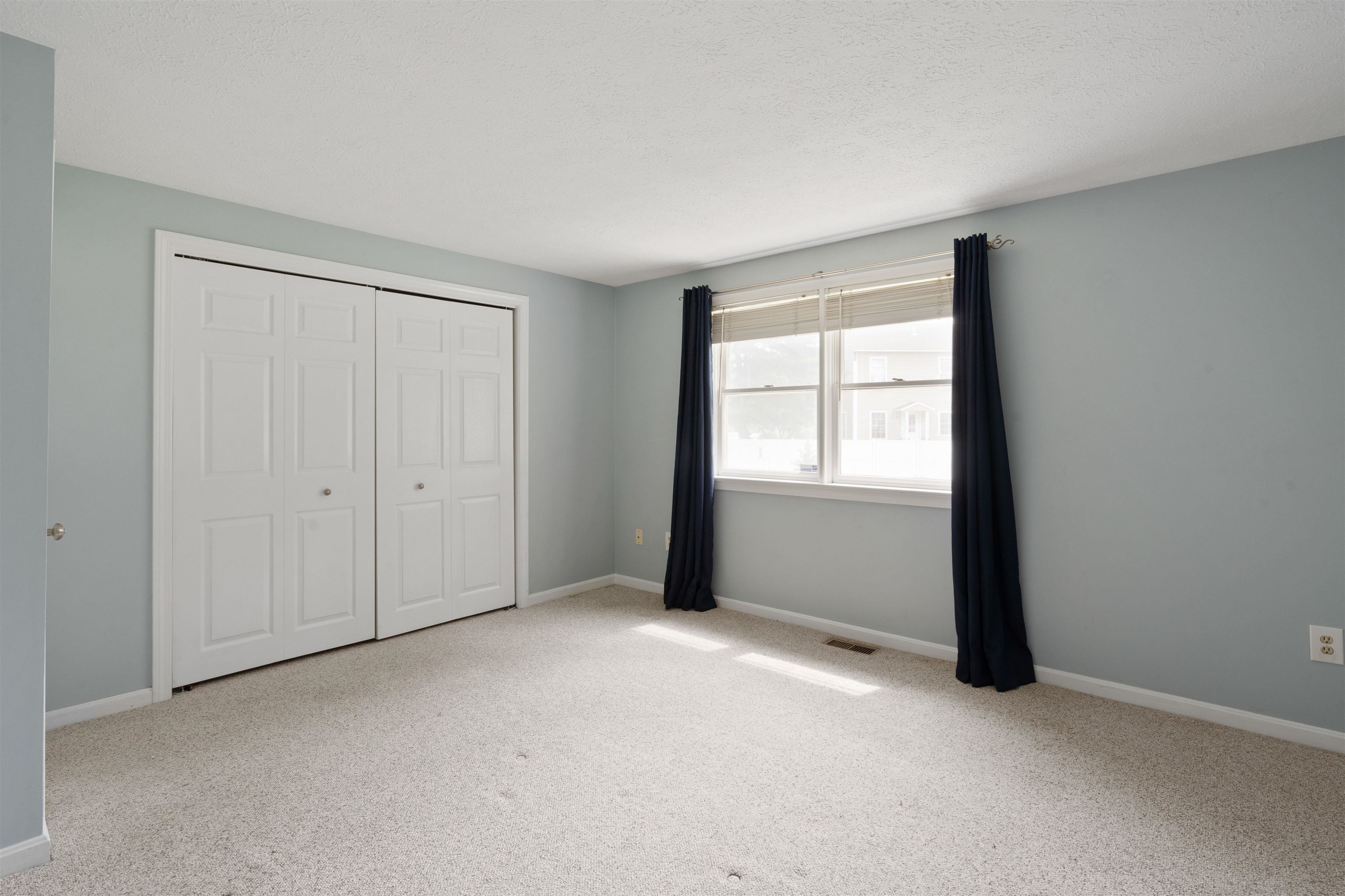 1555 Bodwell Road, Unit 63 Manchester, NH 03109 - Photo 4 of 32