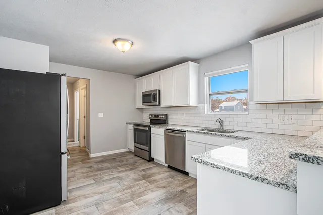 $349,500 | 47805 Silver Oaks Boulevard, Mattawan, MI 49071