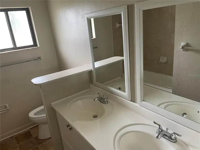 $1,195 | 5840 Odom Road, Lakeland, FL 33809