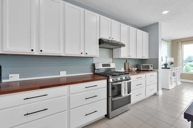 $380,000 | 1923 Elkington Circle, Conroe, TX 77304