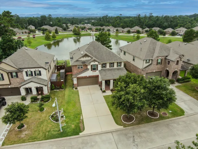 $380,000 | 1923 Elkington Circle, Conroe, TX 77304