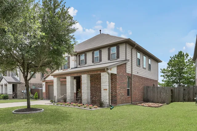 $380,000 | 1923 Elkington Circle, Conroe, TX 77304
