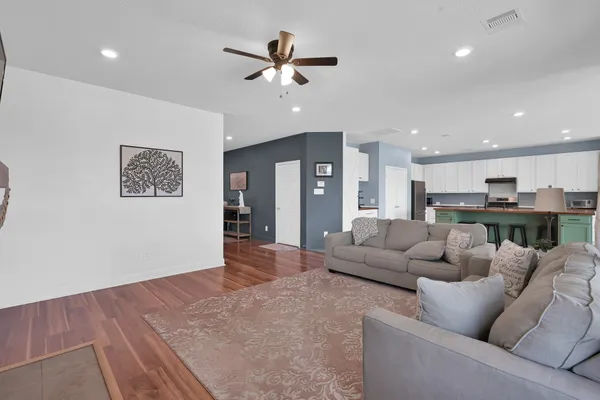 $364,500 | 1923 Elkington Circle, Conroe, TX 77304