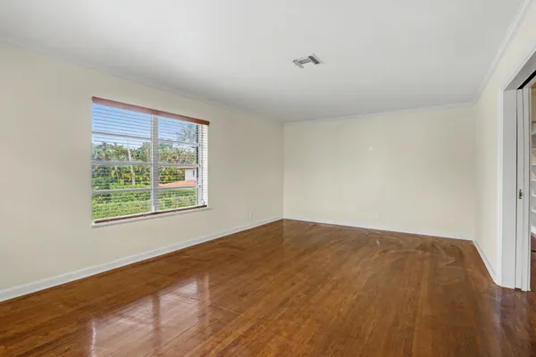 $6,200 | 240 Oleander Avenue, Unit 244, Palm Beach, FL 33480