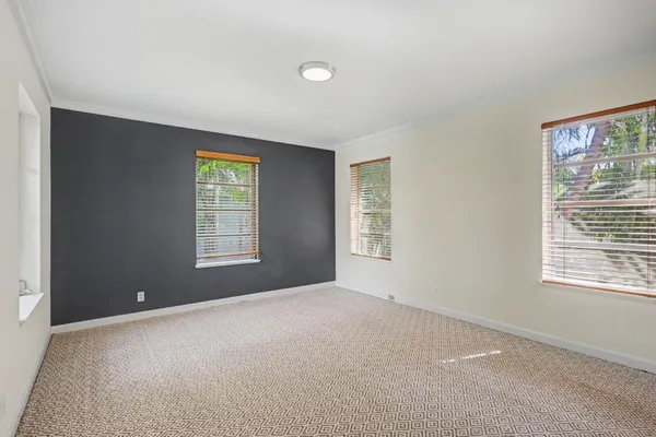 $6,200 | 240 Oleander Avenue, Unit 244, Palm Beach, FL 33480