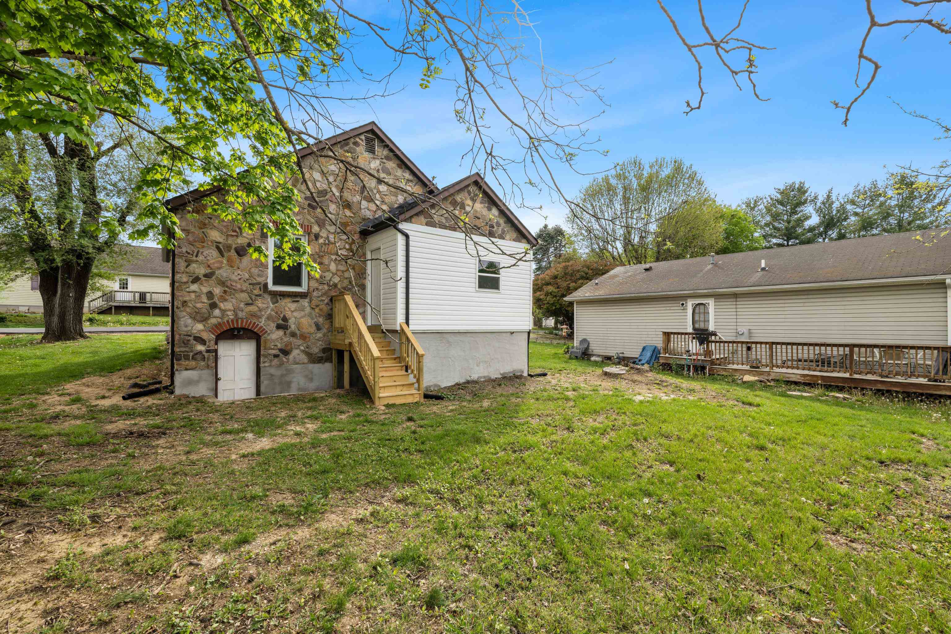 9 Celebrity Lane Fishersville, VA 22939 - Photo 36 of 47 Gallery Image 36