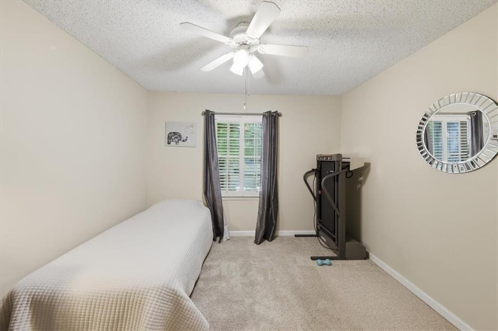 225 Triumph Drive Northwest Atlanta, GA 30327 - Photo 13 of 39