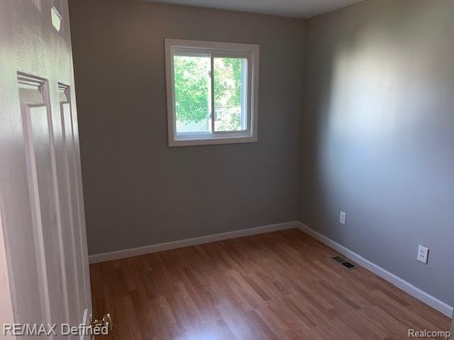1484 Colony Drive Rochester, MI 48307 - Photo 43 of 53 0-14.jpg