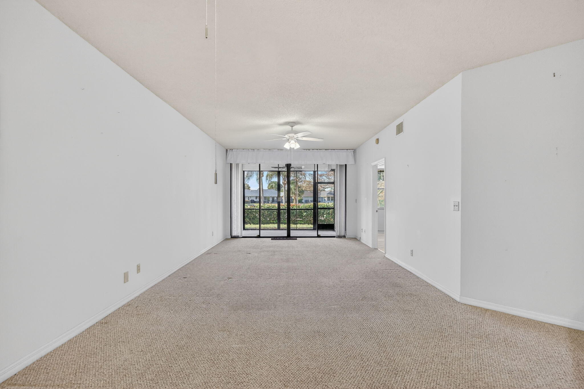 6101 Southeast Landing Way, Unit 5 Stuart, FL 34997 - Photo 4 of 40 7-web-or-mls-7R7A1640