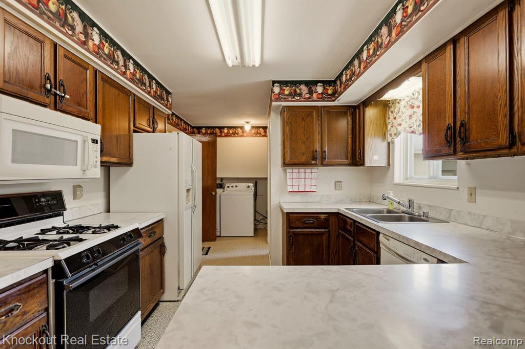 4585 Birch Run Road Millington, MI 48746 - Photo 15 of 59