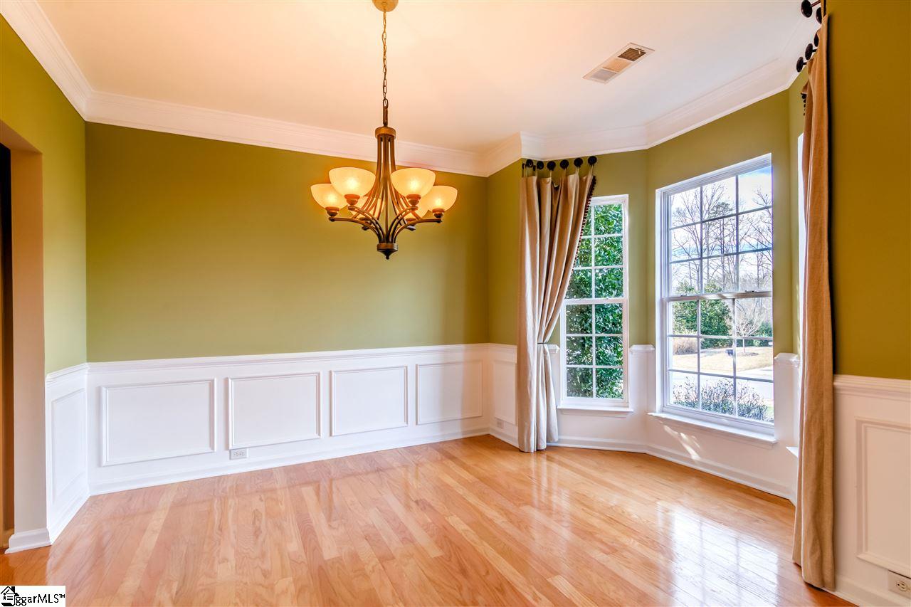 4 Timlin Drive Greenville, SC 29607 - Photo 8 of 36 Gallery Image 8