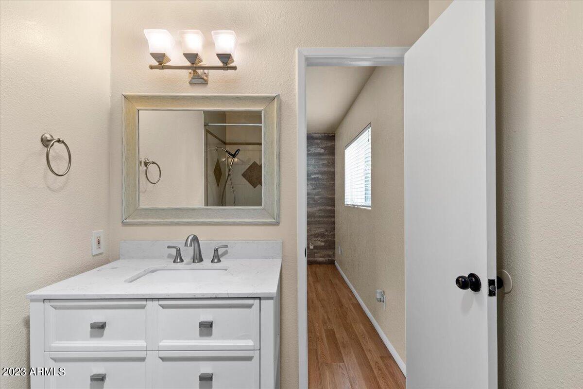 4104 West Griswold Road Phoenix, AZ 85051 - Photo 18 of 25 23-IMG_0028