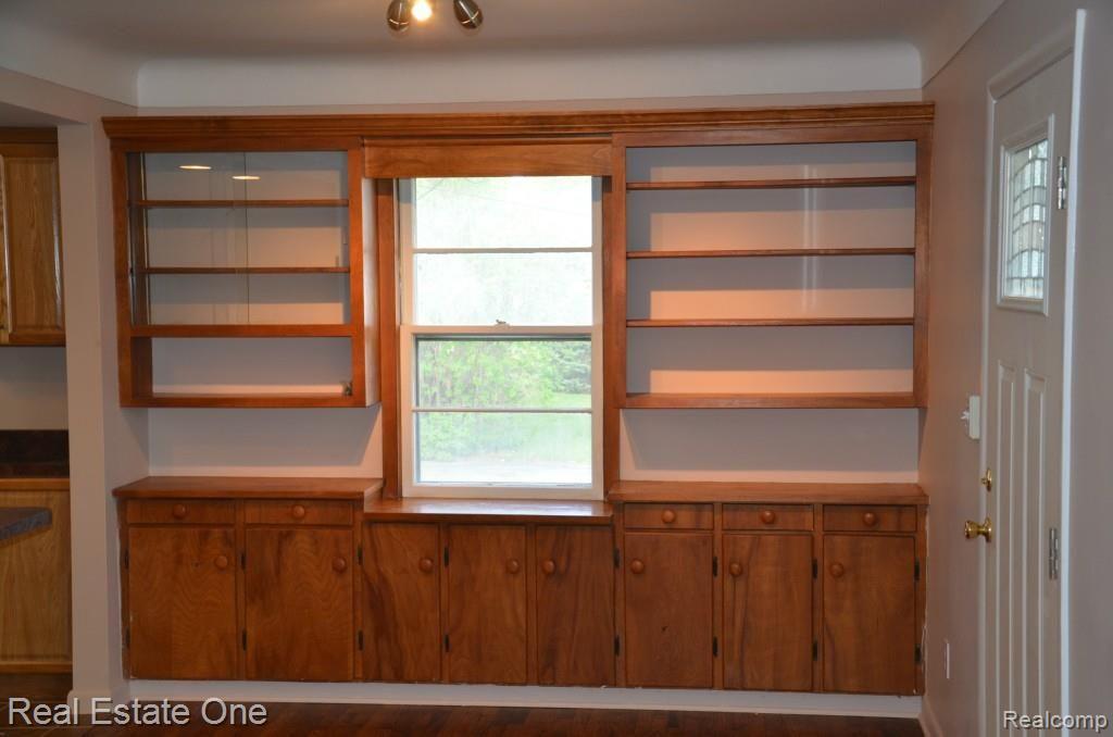 10126 Beecher Road Flushing, MI 48433 - Photo 17 of 26 DSC_5846.jpg