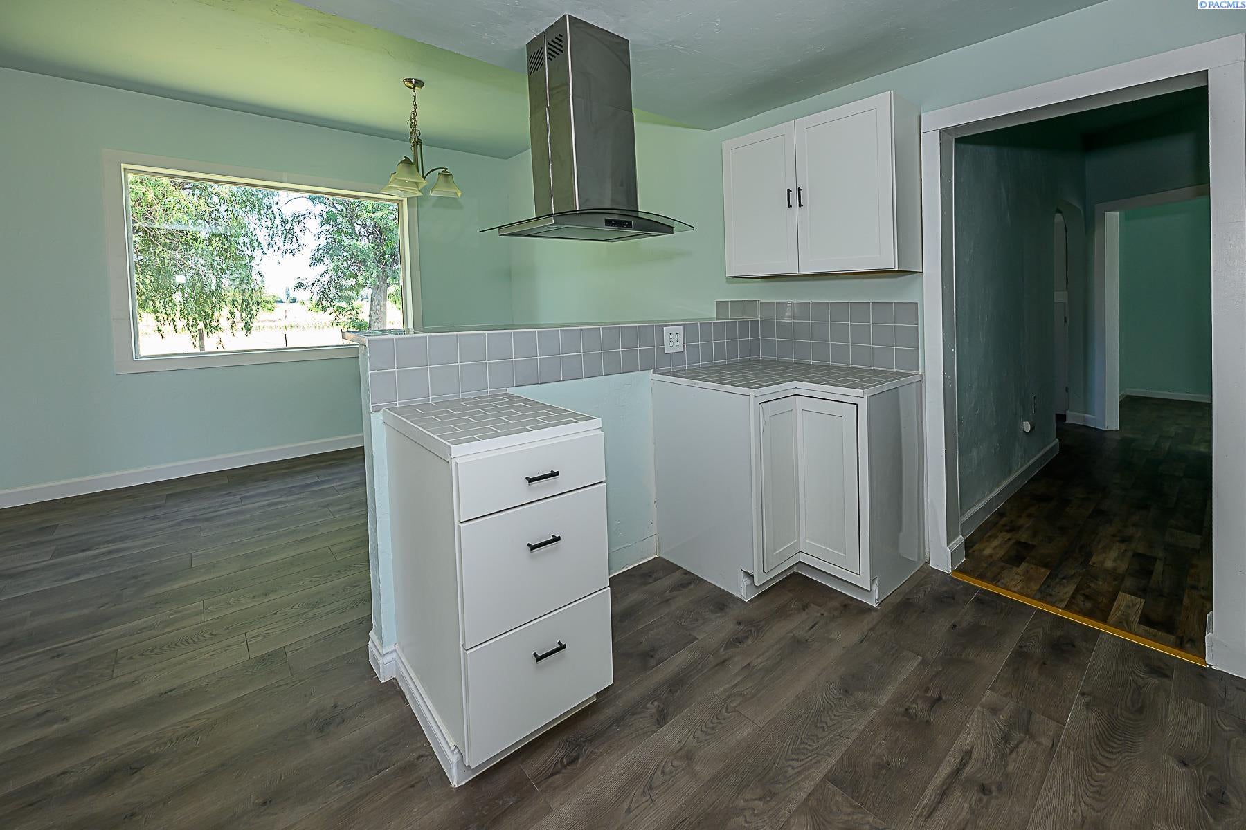 2702 North Griffin Road Grandview, WA 98930 - Photo 13 of 30 Gallery Image 13