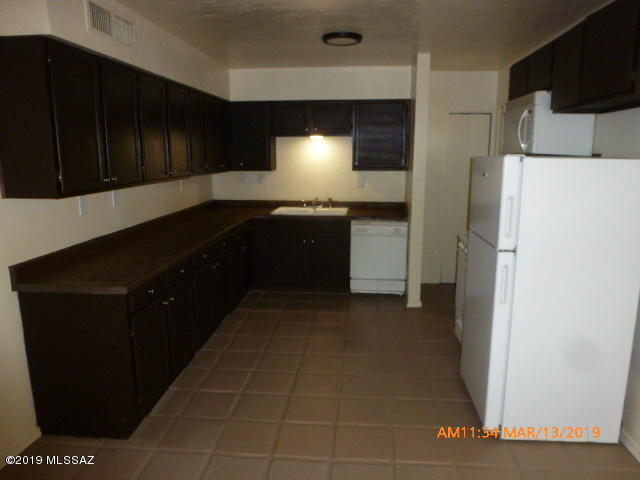 2020 East Grant Road Tucson, AZ 85719 - Photo 4 of 37